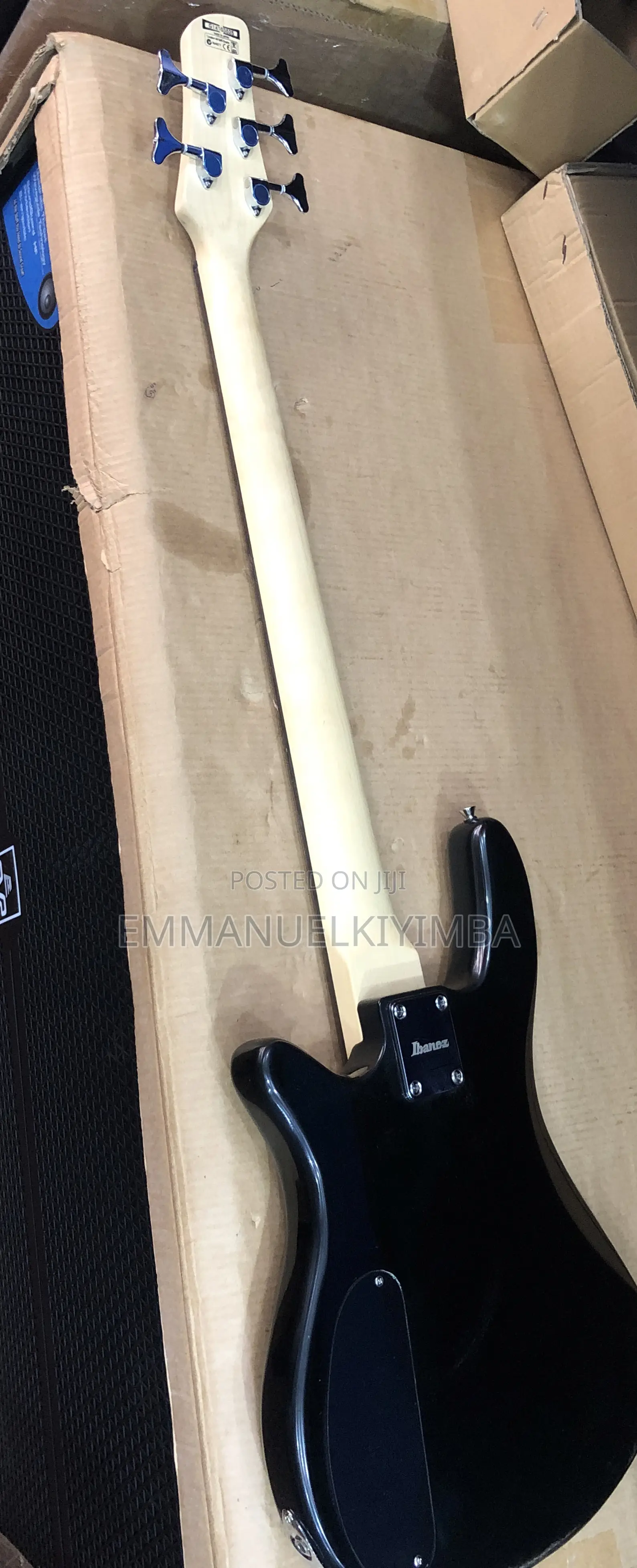 5strings Base Guitar