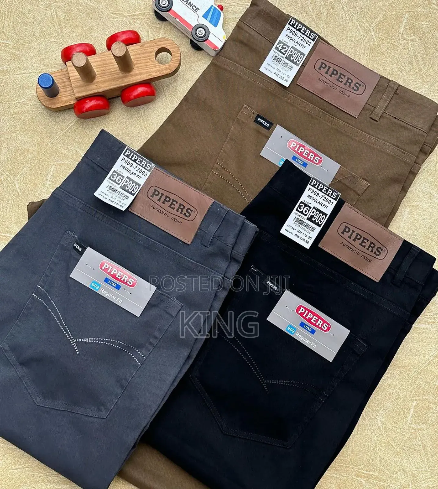 Plain Classic Jeans