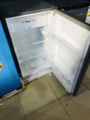 Hisense Fridge/ Refrigerator 120liters