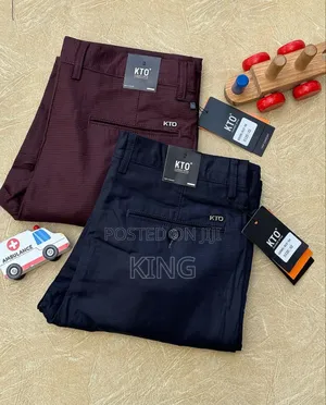 Men Kaki Trousers. Classic Fit New