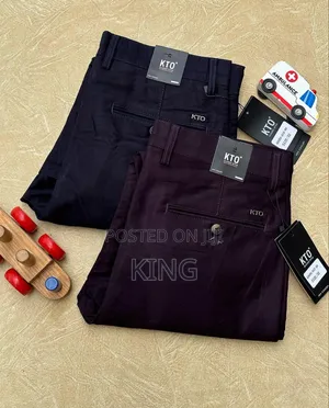 Men Kaki Trousers. Classic Fit New