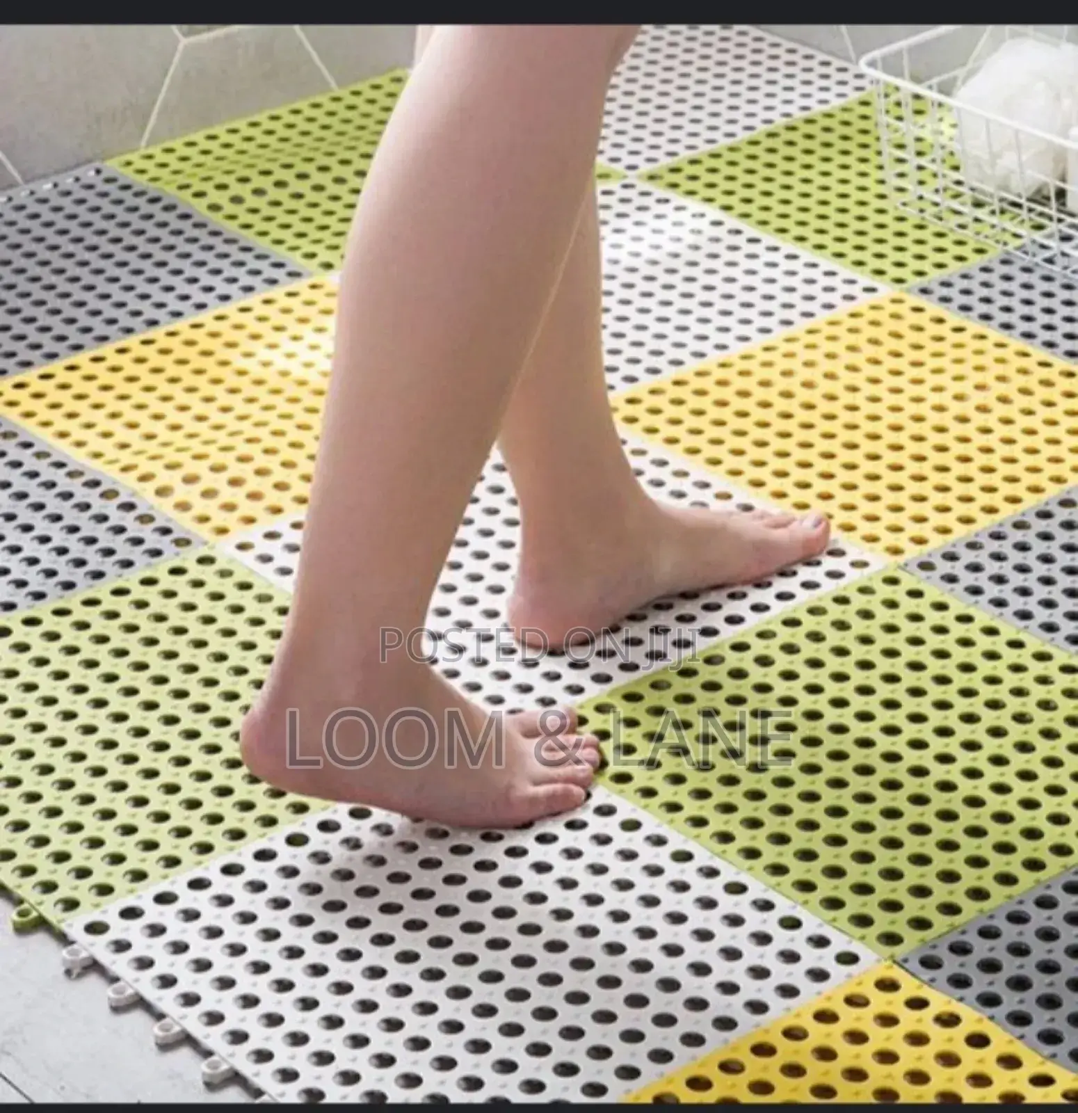 4pcs Interlocking Non Slip Bathroom Floor Tiles Rubber