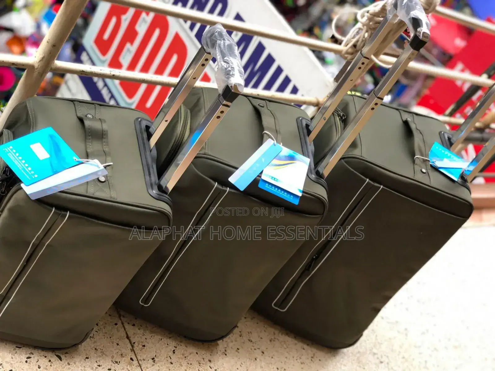 KZNGS Traveling Bag/Suitcases