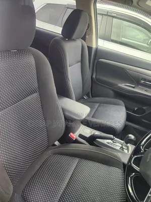 Mitsubishi Outlander 2016 White