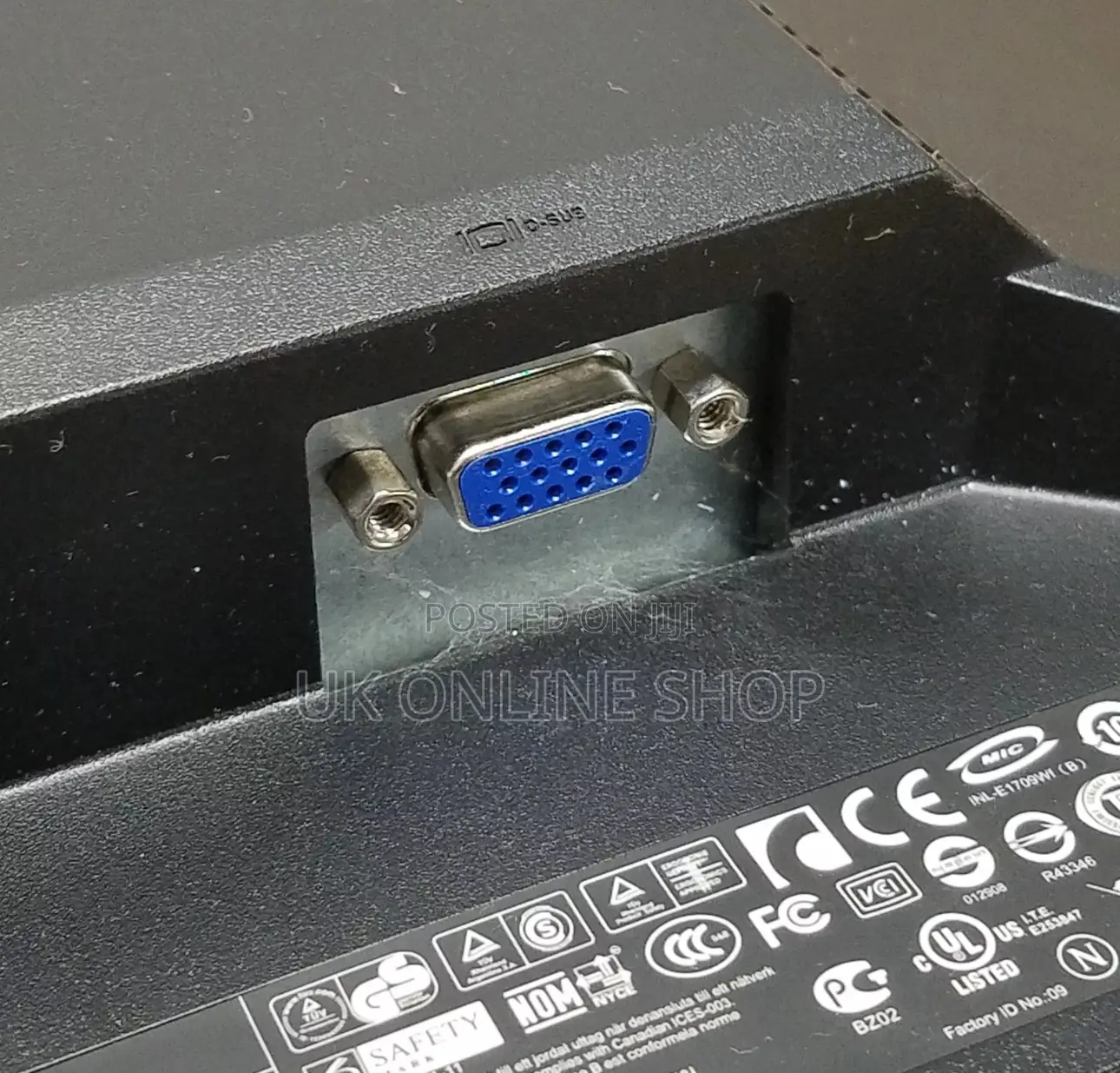 Dell Monitor 17 Wide