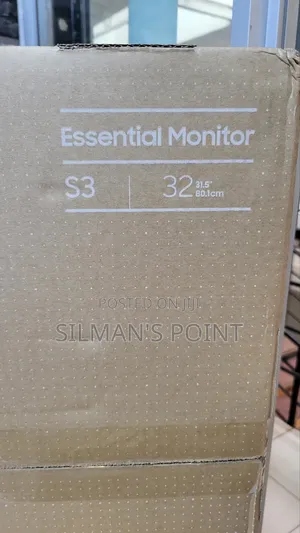 Samsung 32" S3 Curved Monitor