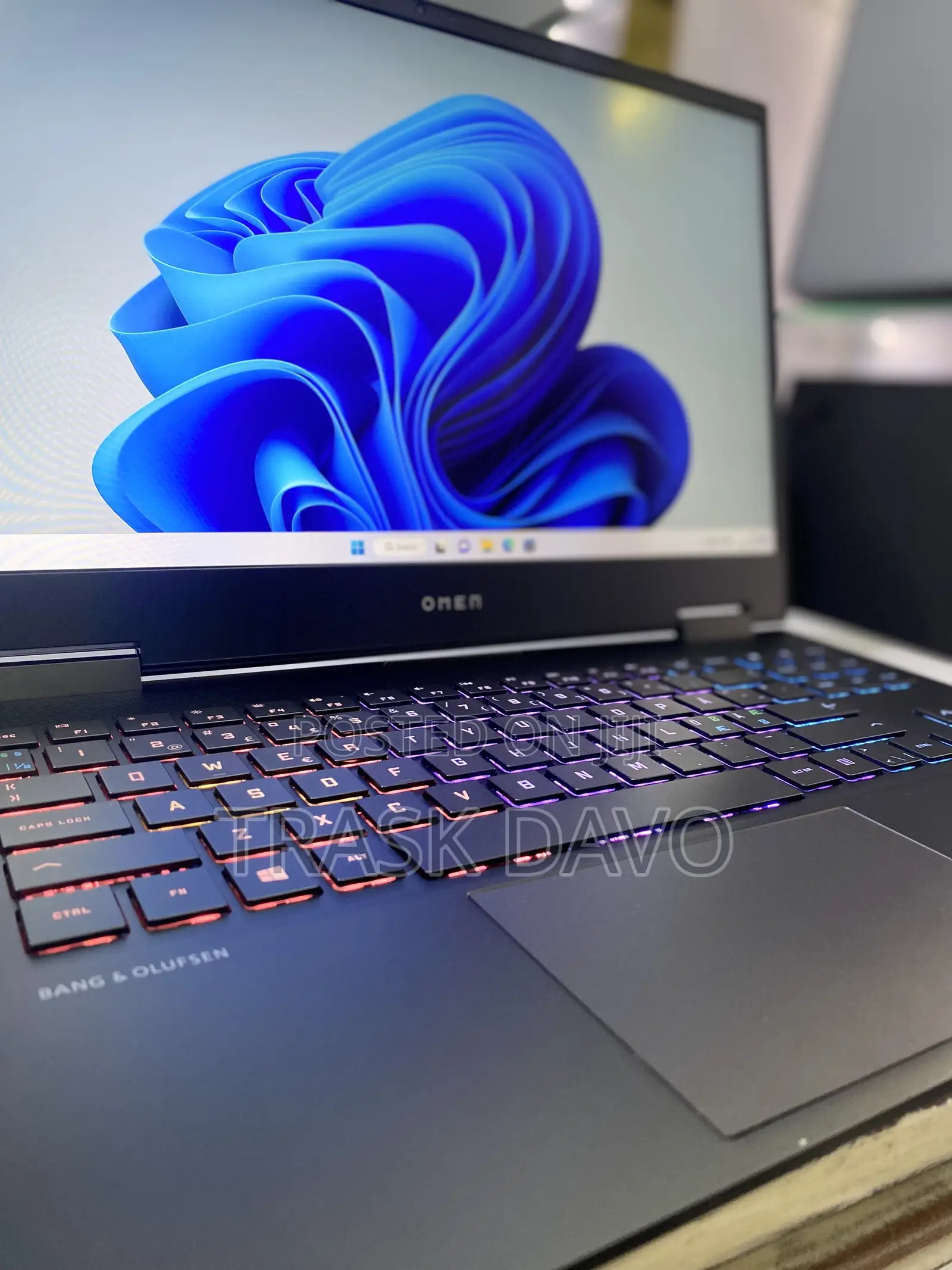 New Laptop 16GB Intel Core I7 HDD+SSD 512GB