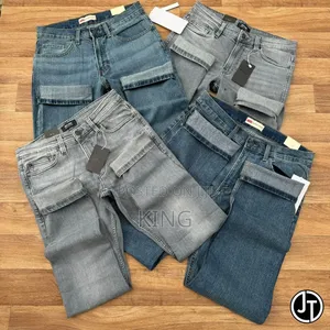 Duc Jeans.