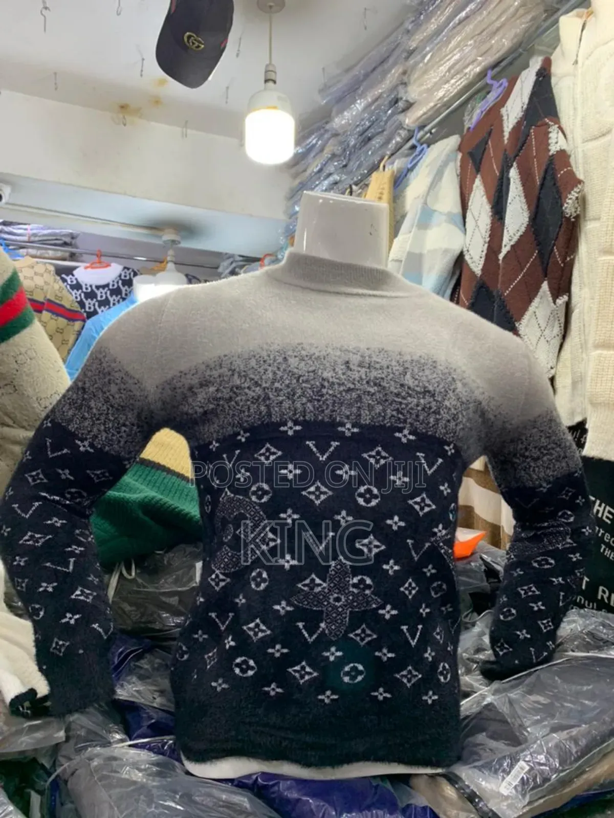 Louise Vuitton Shed Design Sweater