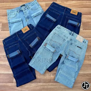 Den Jeans.
