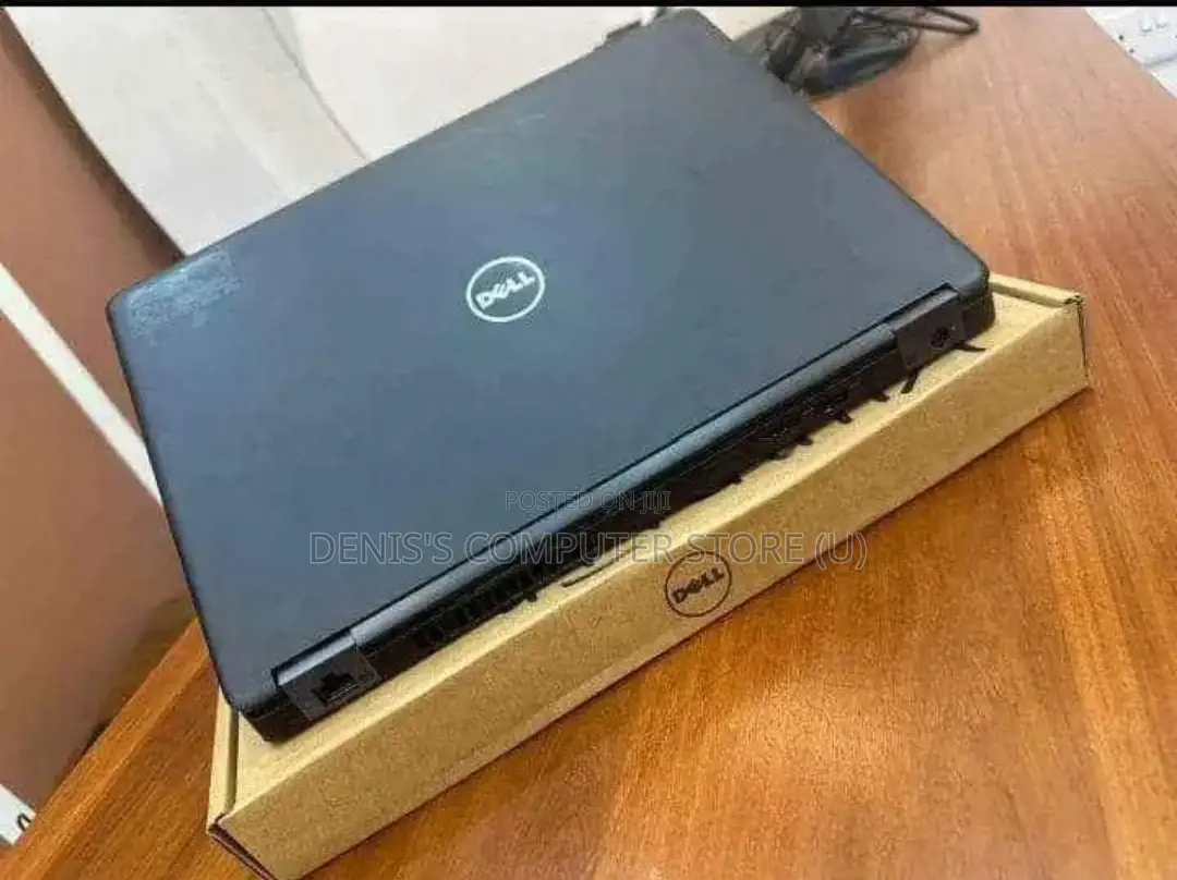 Laptop Dell Latitude 5480 8GB Intel Core I5 HDD+SSD 250GB