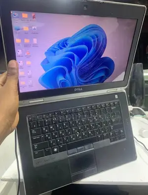 Laptop Dell Latitude E6430 4GB Intel Core I5 HDD+SSD 500GB