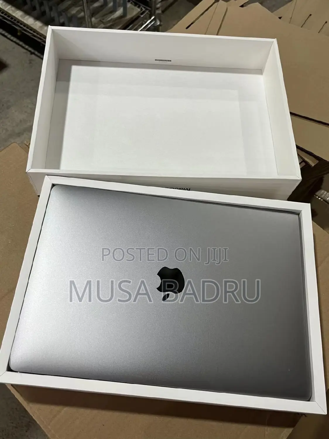 New Laptop Apple MacBook Pro 2019 16GB Intel Core I7 SSD 1T