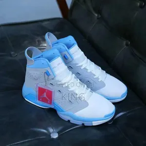 Air Jordan 6 Retro Grey-University Blue