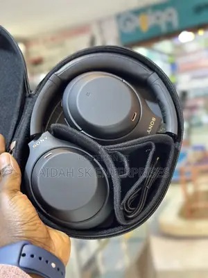 WH-1000XM4 Wireless Noise Cancelling Headphones