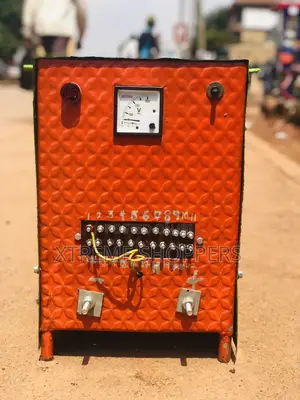 Perfect Battery Charger/ 22 Batteries Once