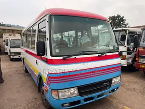Mitsubishi Fuso Rosa 2013 Blue