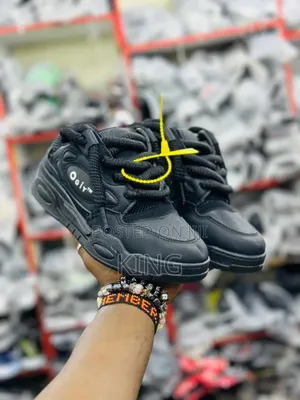 Ogiy TM Triple Black Sneakers