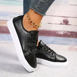 Milano Black and White Sneakers