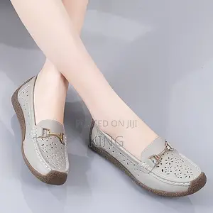 Classic Neshed Moccasins