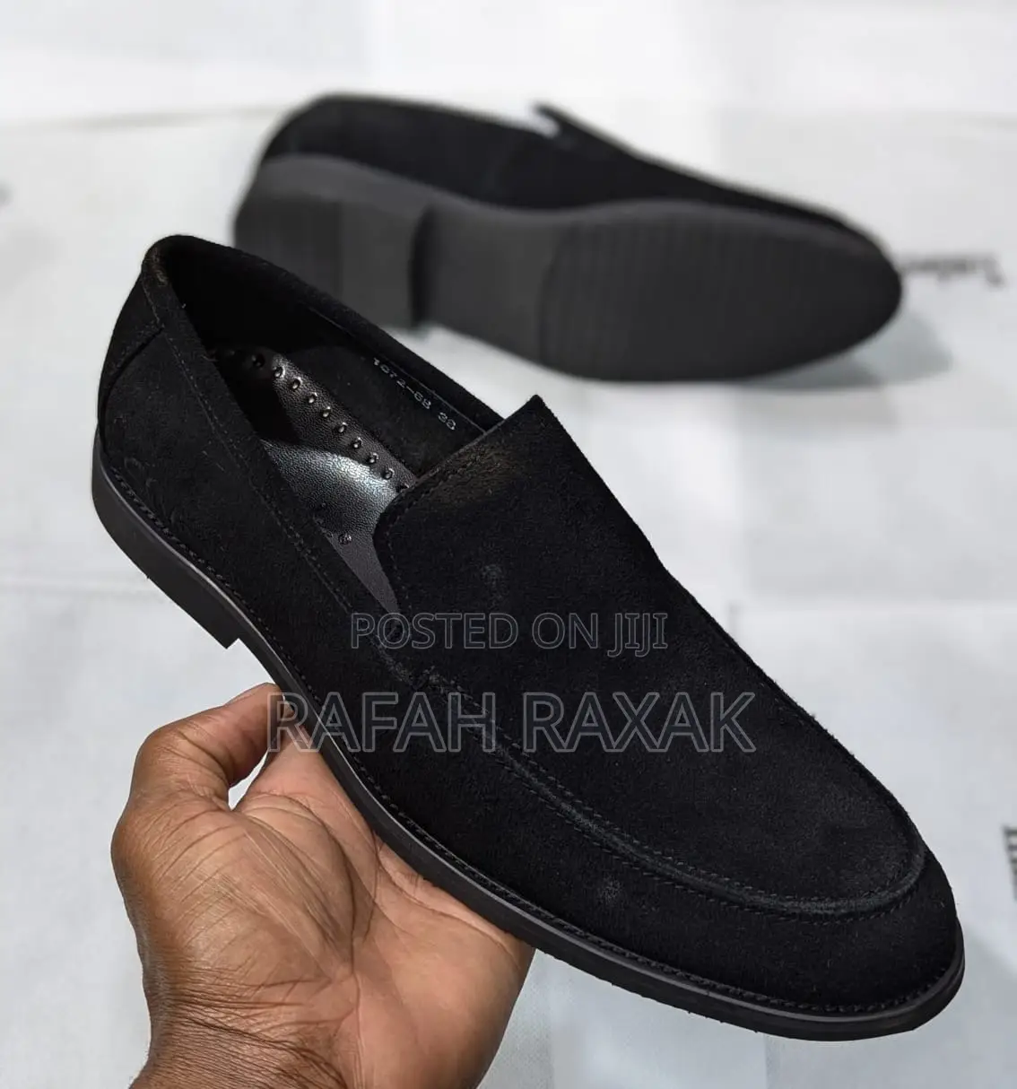 Original Black Gentle/Casual Clarks Suede Loafers