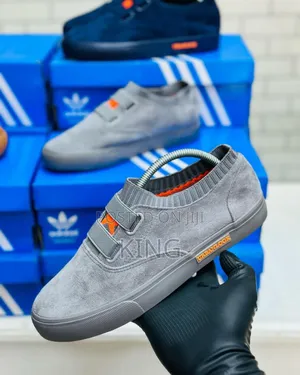 Urbanlook Classic Grey Shoes