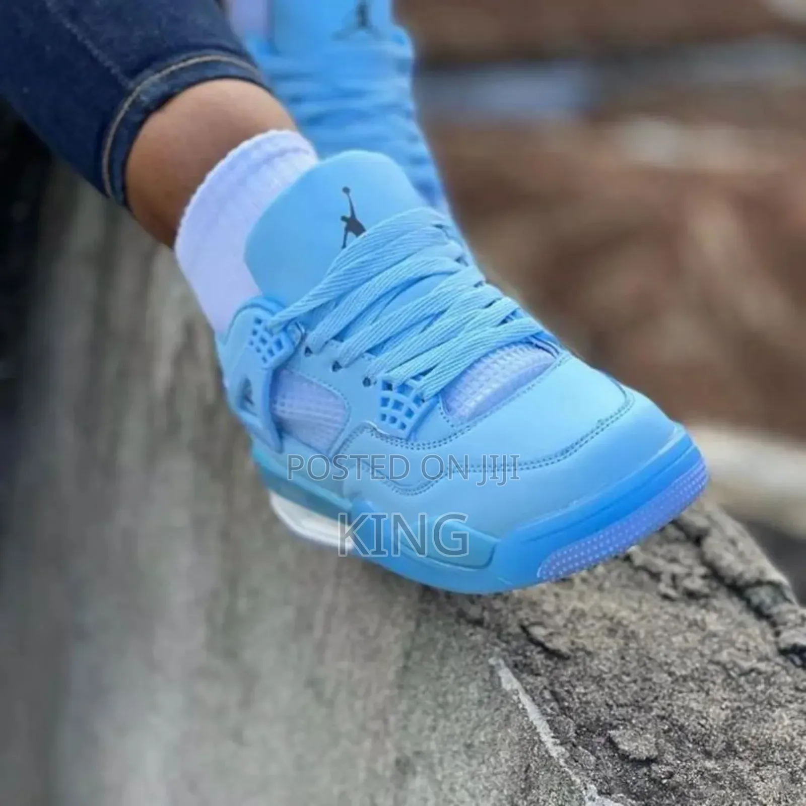 Jordan 4. Sky-Blue Sneakers