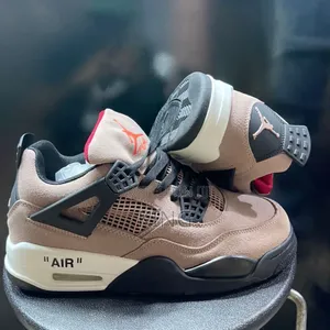 Air Jordan 4. Pink-Black Sneakers