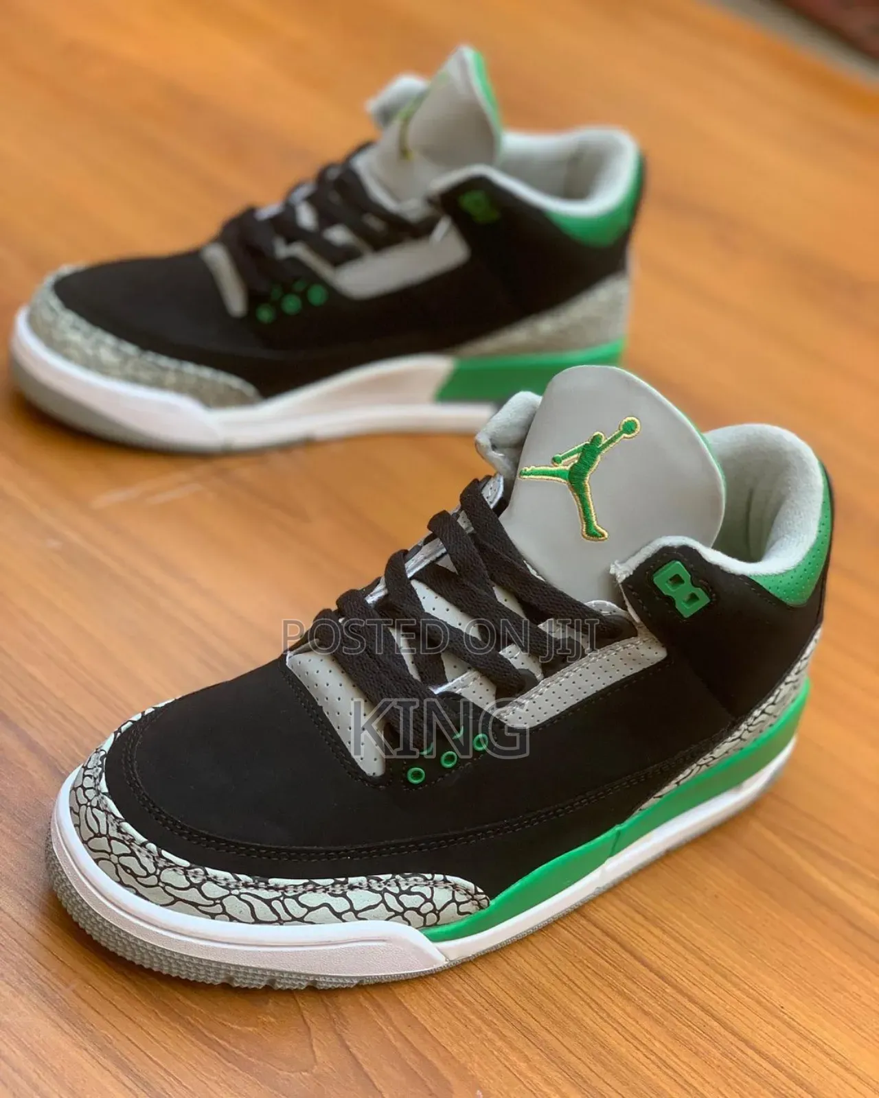 Air Jordan 3 Retro Pine Green