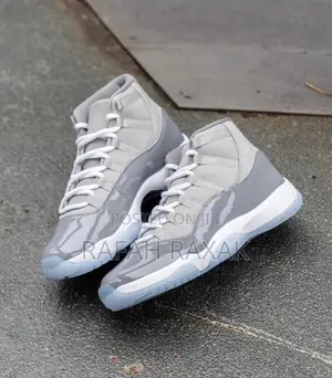 Original Air Jordan 11 Retro “Cool Grey” Sneakers
