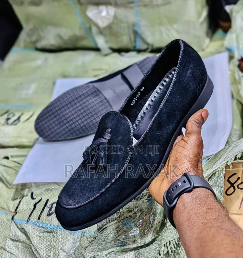 Original Men’S Black Clarks Gentle Suede Loafers