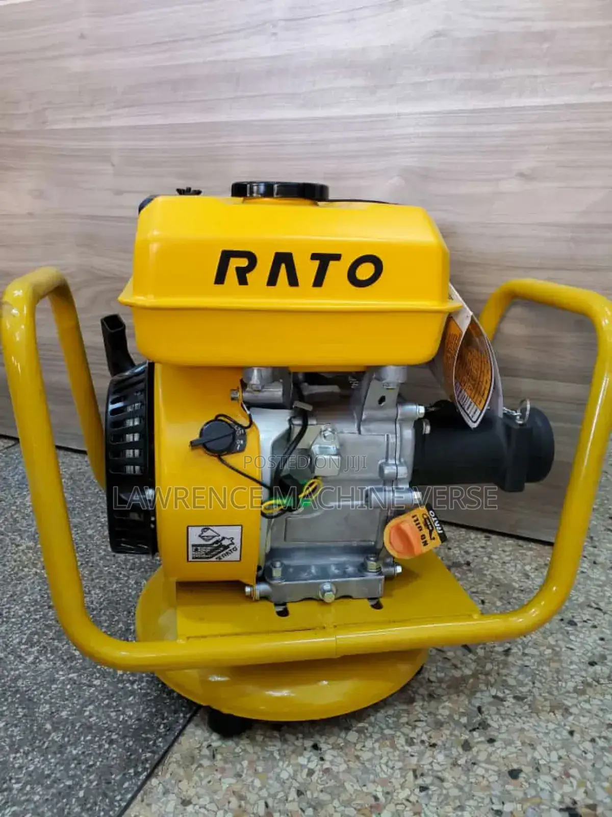 Concrete Vibrator With Rato Engine