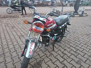 Hero Hunter 125 2023 Red