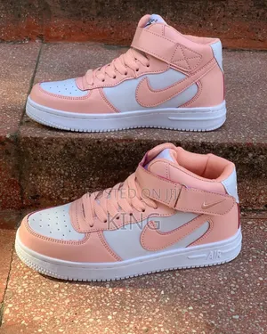 Pinky-White Air Force 1 High Premium Sneakers.