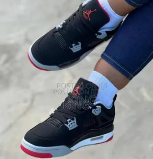 Air Jordan 4 Retro Bred' Sneakers
