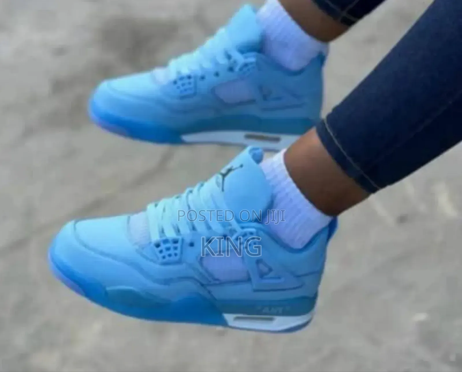 Air Jordan 4' Sky Blue Sneakers