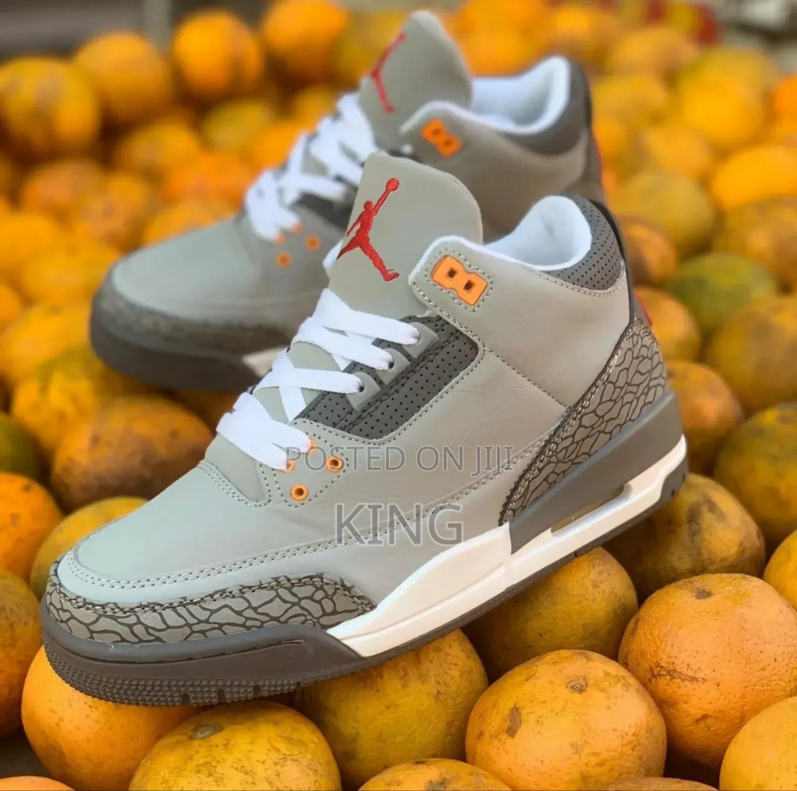Air Jordan 3 Retro Classy Cool Grey.