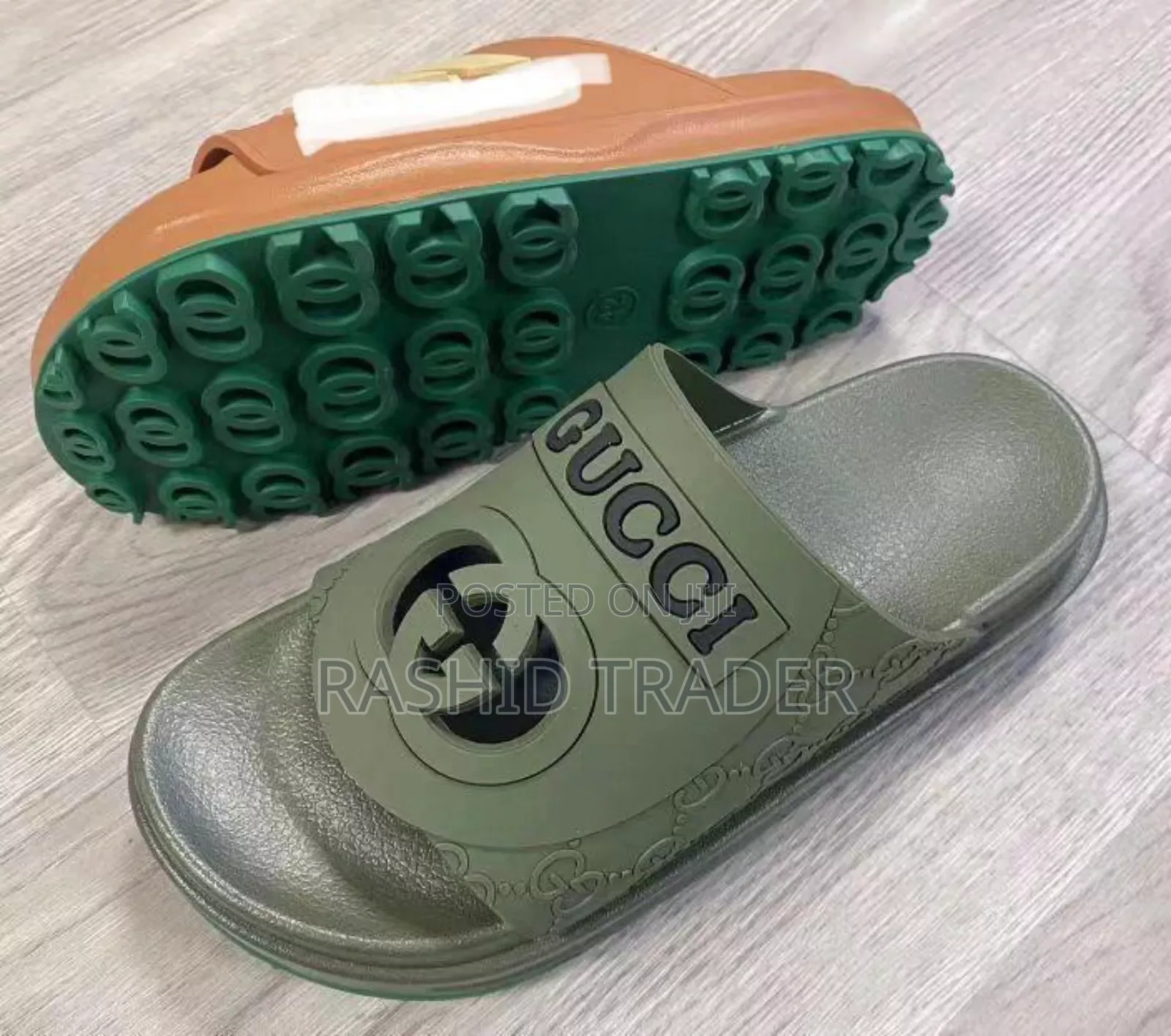 Gucci Push in Brown