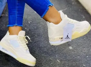 Air Jordan 4 Off-White Sneakers
