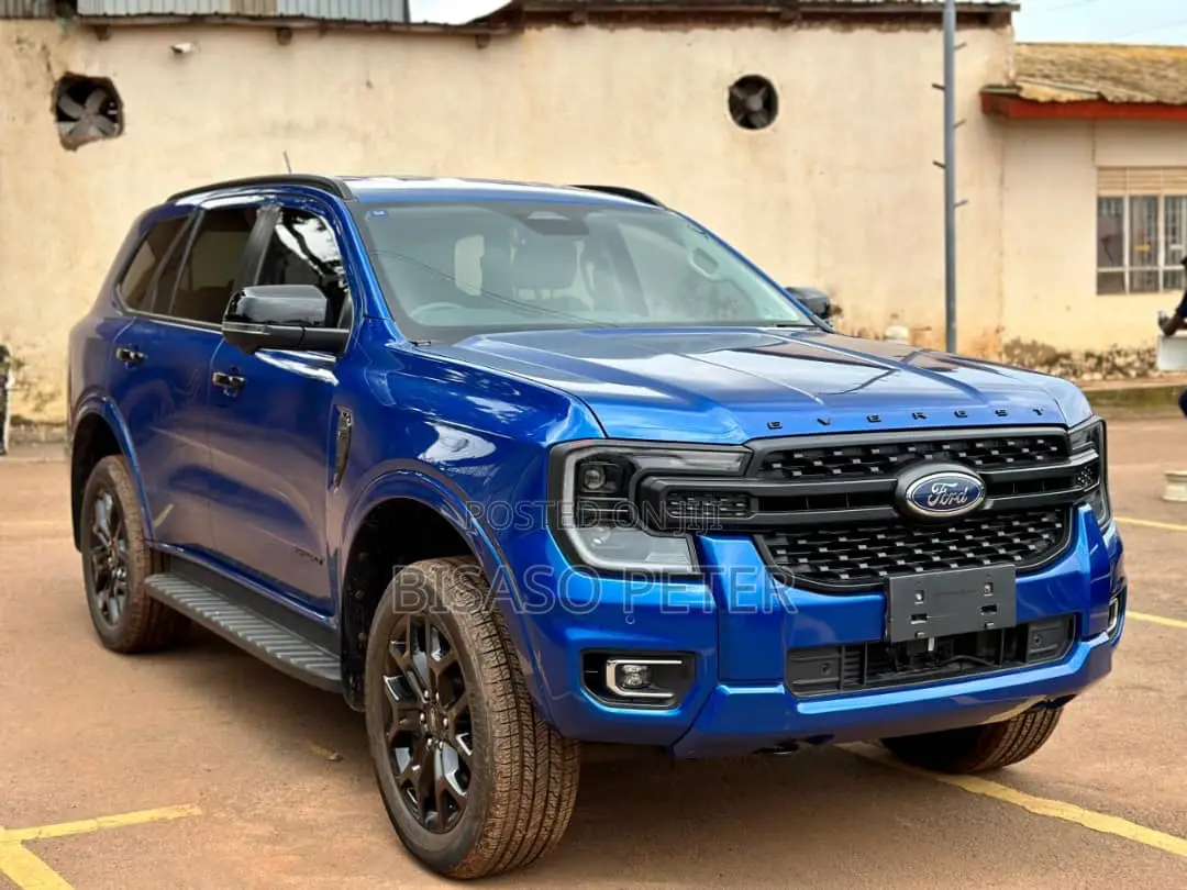 Ford Everest 2022 Blue