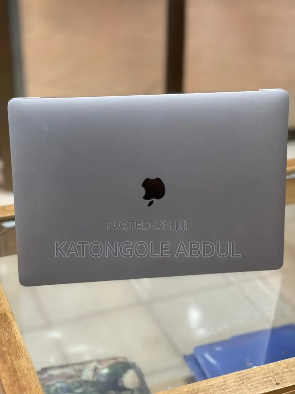 New Laptop Apple MacBook Pro 32GB Intel Core I9 SSD 1T