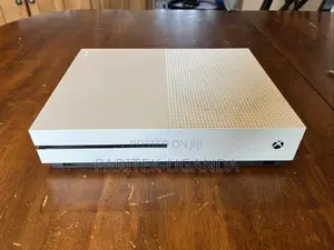 Xbox One S