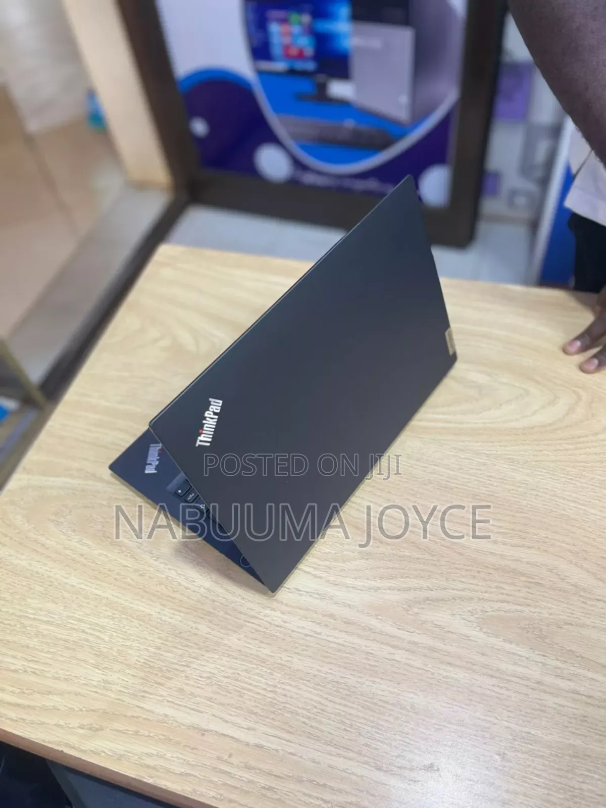 New Laptop Lenovo ThinkPad E14 Gen 5 16GB Intel Core i7 SSD 512GB