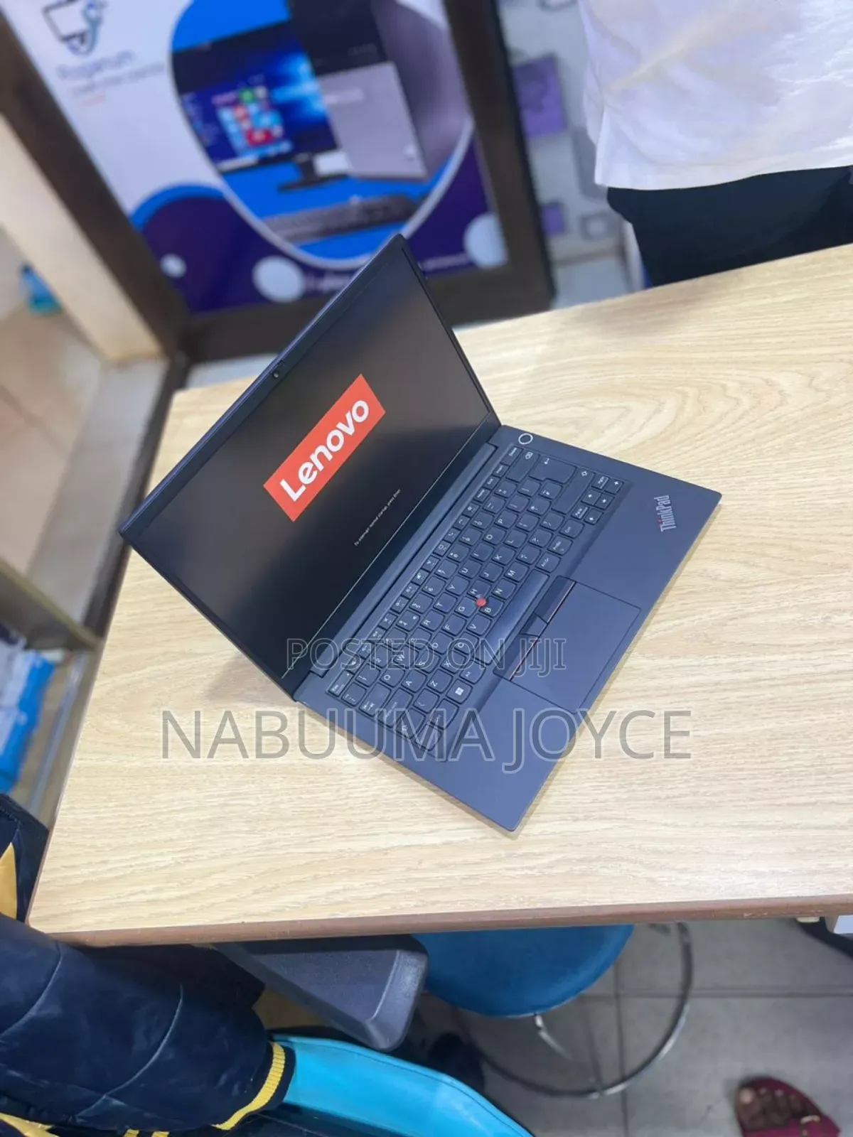New Laptop Lenovo ThinkPad E14 Gen 5 16GB Intel Core i7 SSD 512GB
