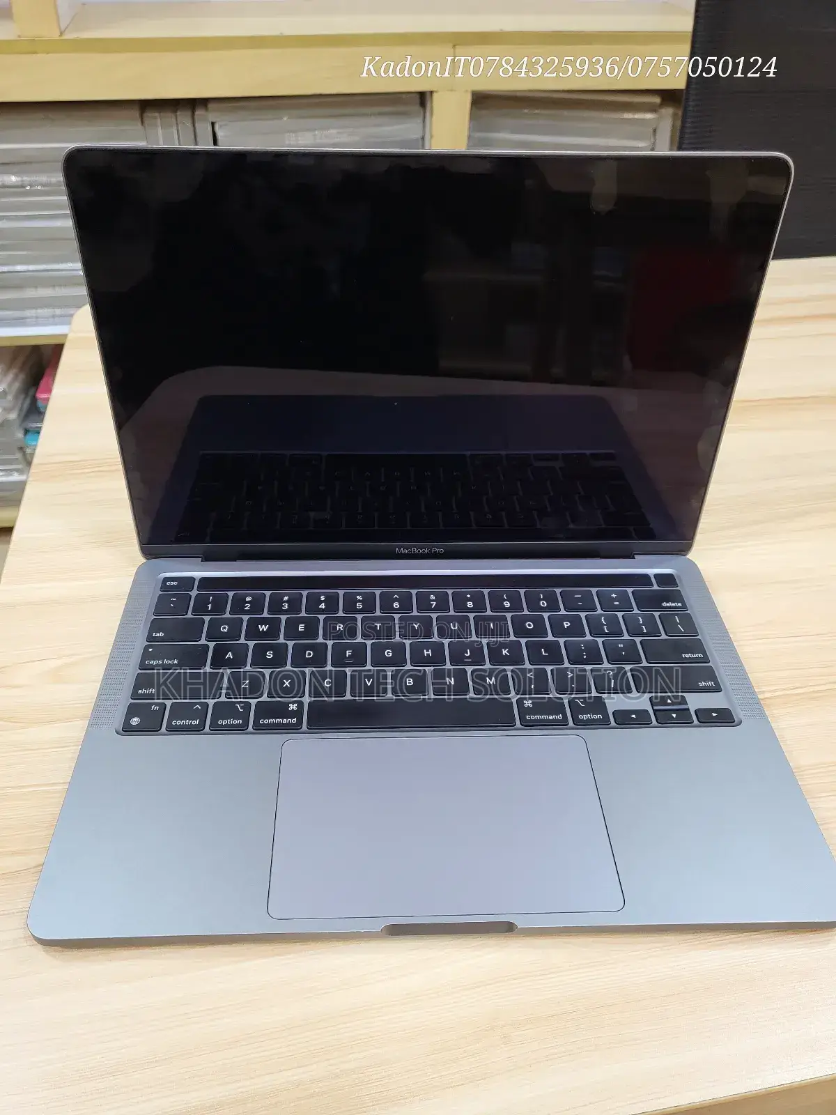 Laptop Apple MacBook Pro 2020 M1 8GB Intel Core M SSD 256GB