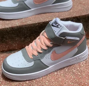 Top Air Force 1 High Sneakers