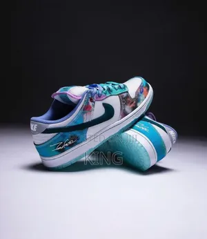 Nike SB Dunk Low Futura Laboratories Bleached Aqua