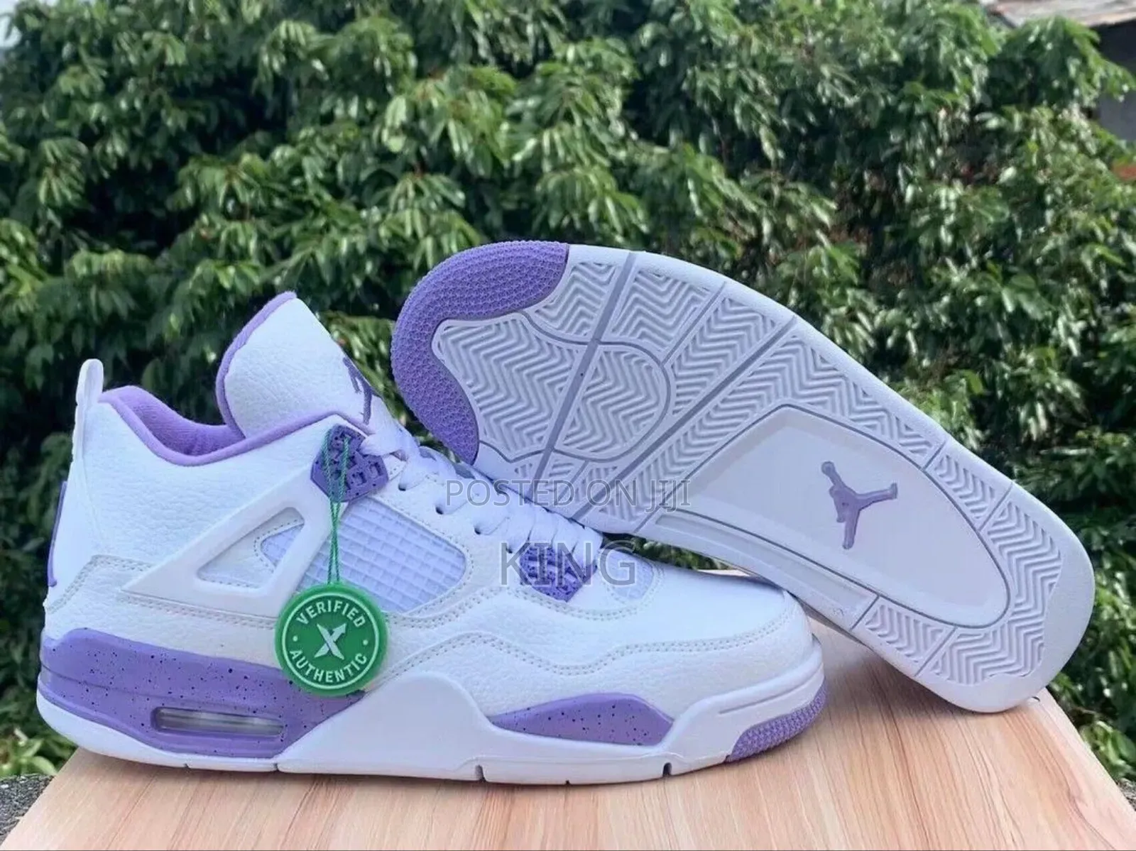 Air Jordan 4 Purple Oreo