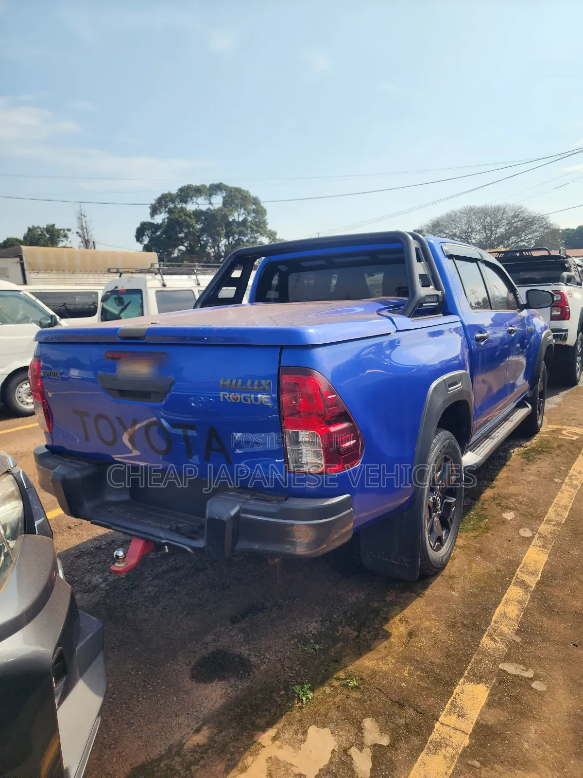 Toyota Hilux 2018 Blue
