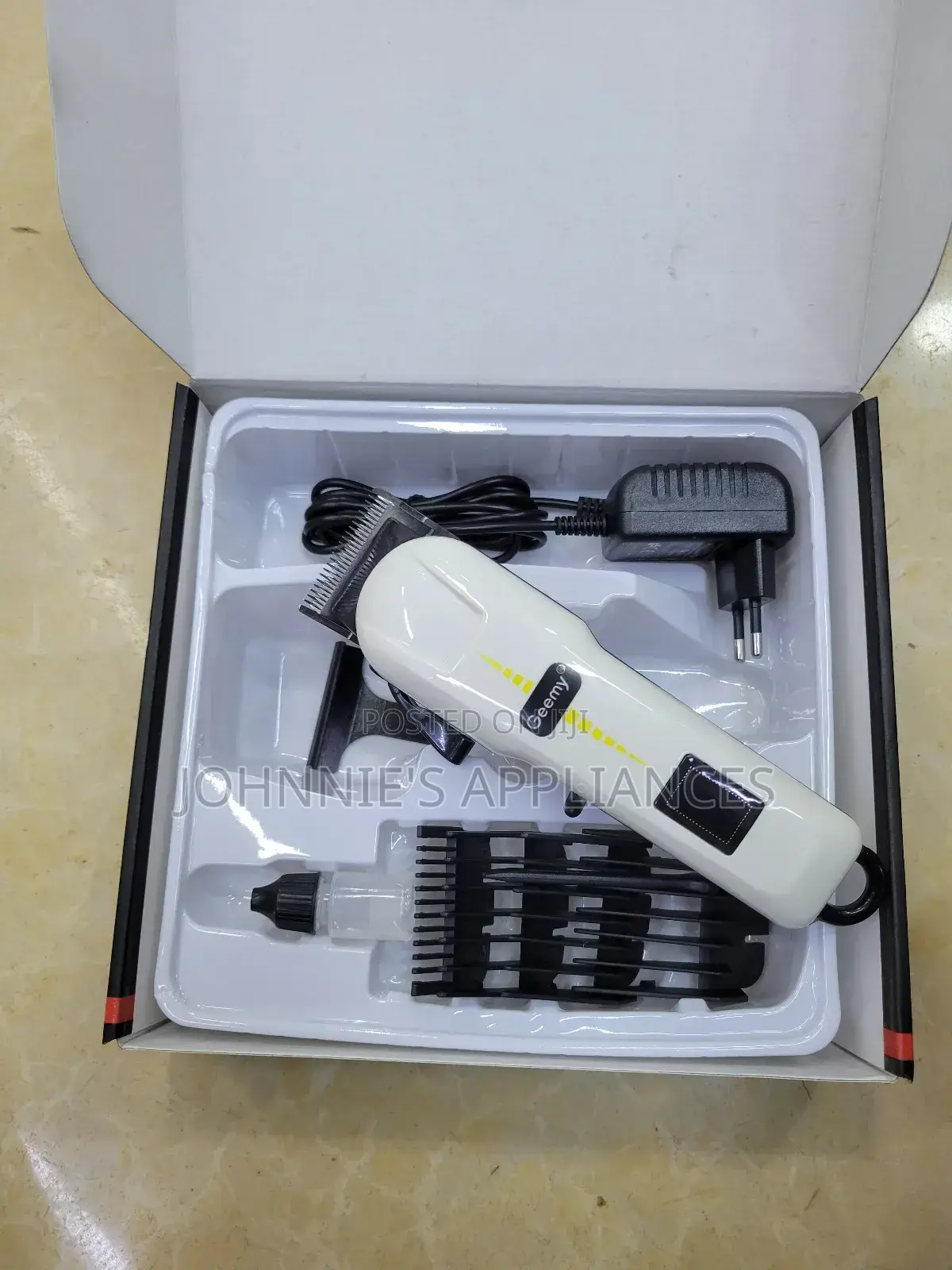 Geemy Proffessional Rechargeable Hair Clipper